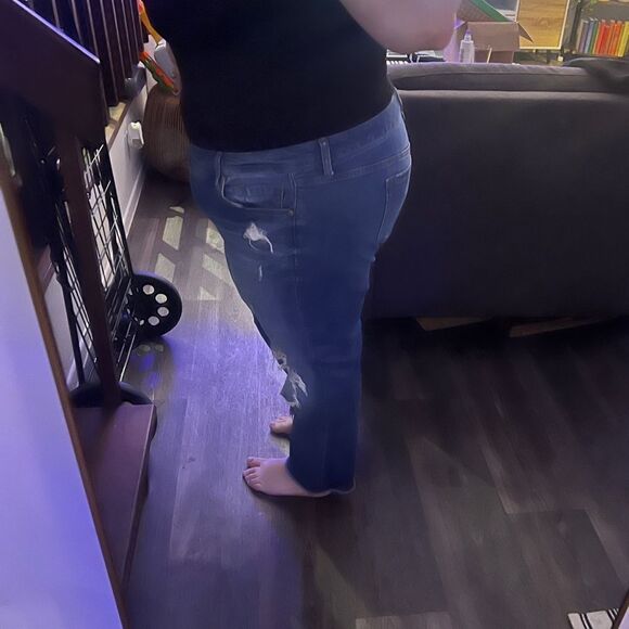 Cute torrid jeans size 20 distressed - Picture 3 of 8